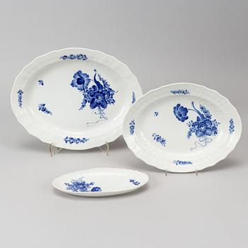 Royal Copenhagen, a part 'Blå Blomst' dinner service, Denmark (59 pieces).