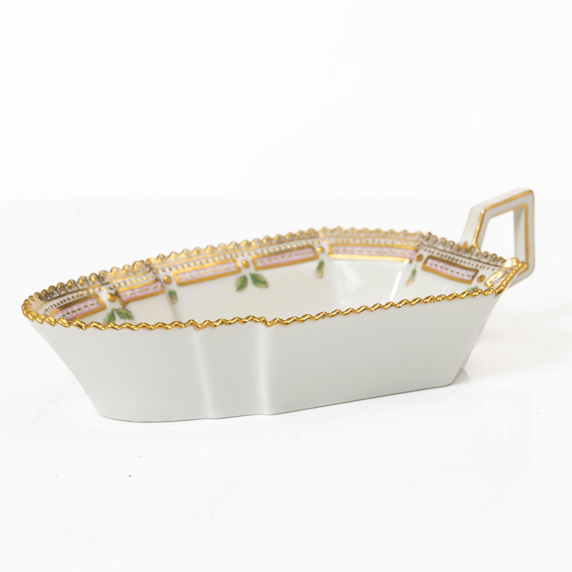 Two Royal Copenhagen 'Flora Danica' porcelain dishes, Denmark, 1940s and 60s.