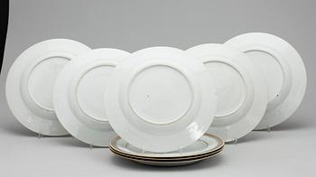 A set of 22 famille rose dishes, Qing dynasty, Qianlong (1736-95).