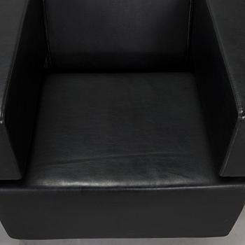 Jouko Järvisalo, fåtöljer, ett par, "Milo", Mobel Oy, Finland, 2000-tal.