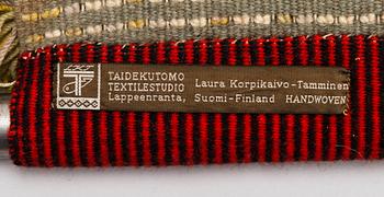 IRMELIN GRÖNLUND, a Finnish longpile rug for Taidekutomo Laura Korpikaivo-Tamminen. Circa 165x130 cm.