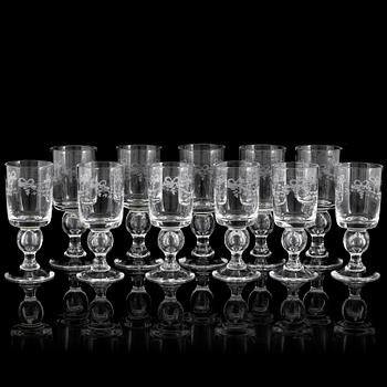 VINGLAS, 11 st, "Antik", Reijmyre Glasbruk.