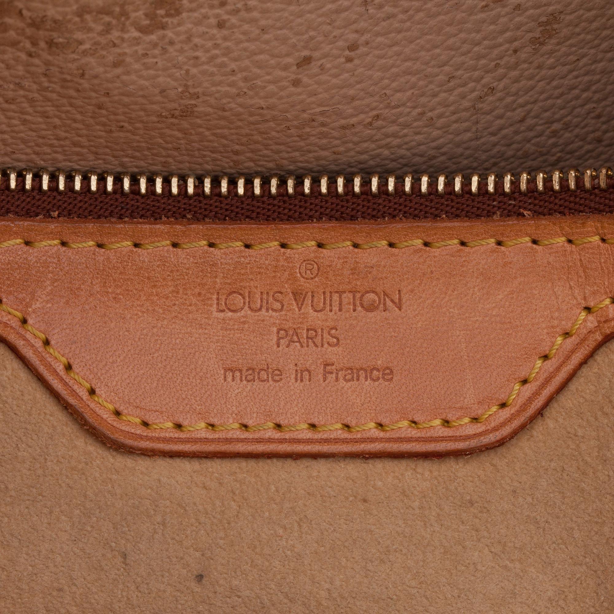 LOUIS VUITTON, a monogram canvas briefcase.