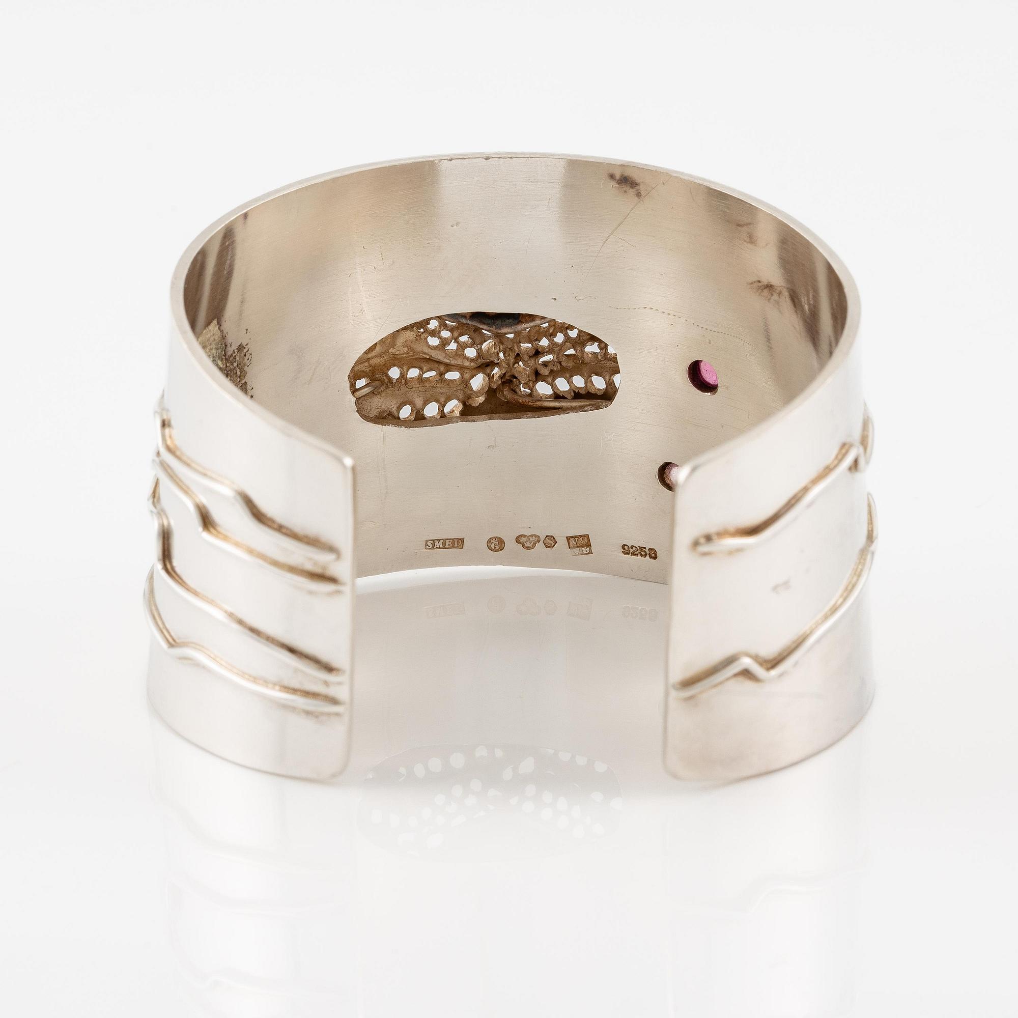 Lars Arby, a bangle, silver with tourmalines, Gothenburg 1971.