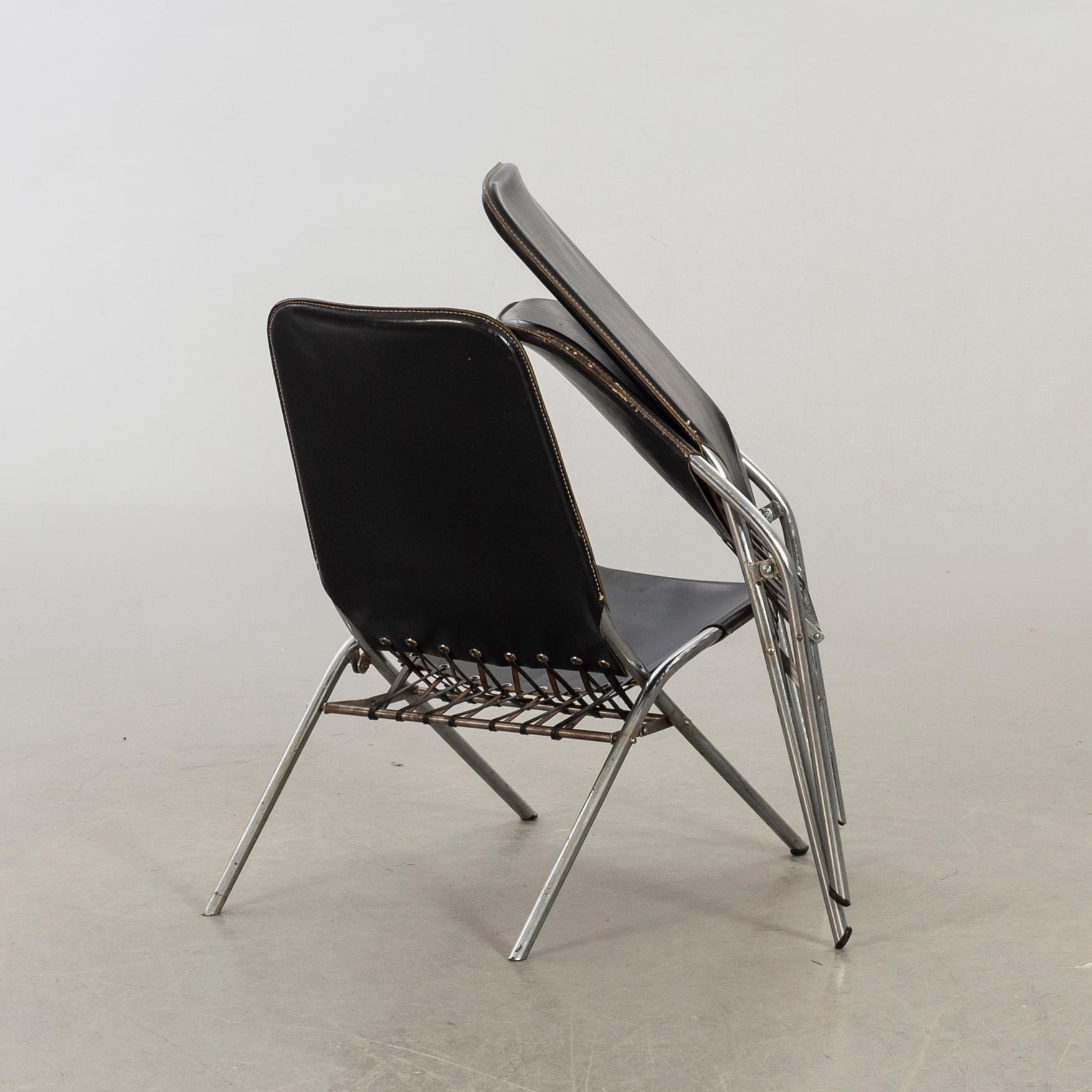 A PAIR OF FOLDING CHAIR "PIRATEN" DESIGN OLOF PIRA 1950'S.