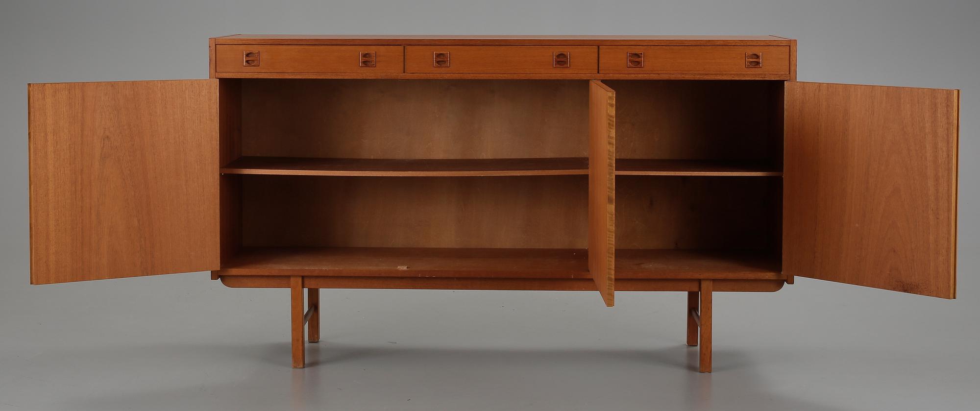 SIDEBOARD, 1960-tal.