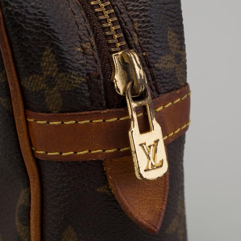 A Louis Vuitton toilet bag 'Compiegne Toilette 23'.