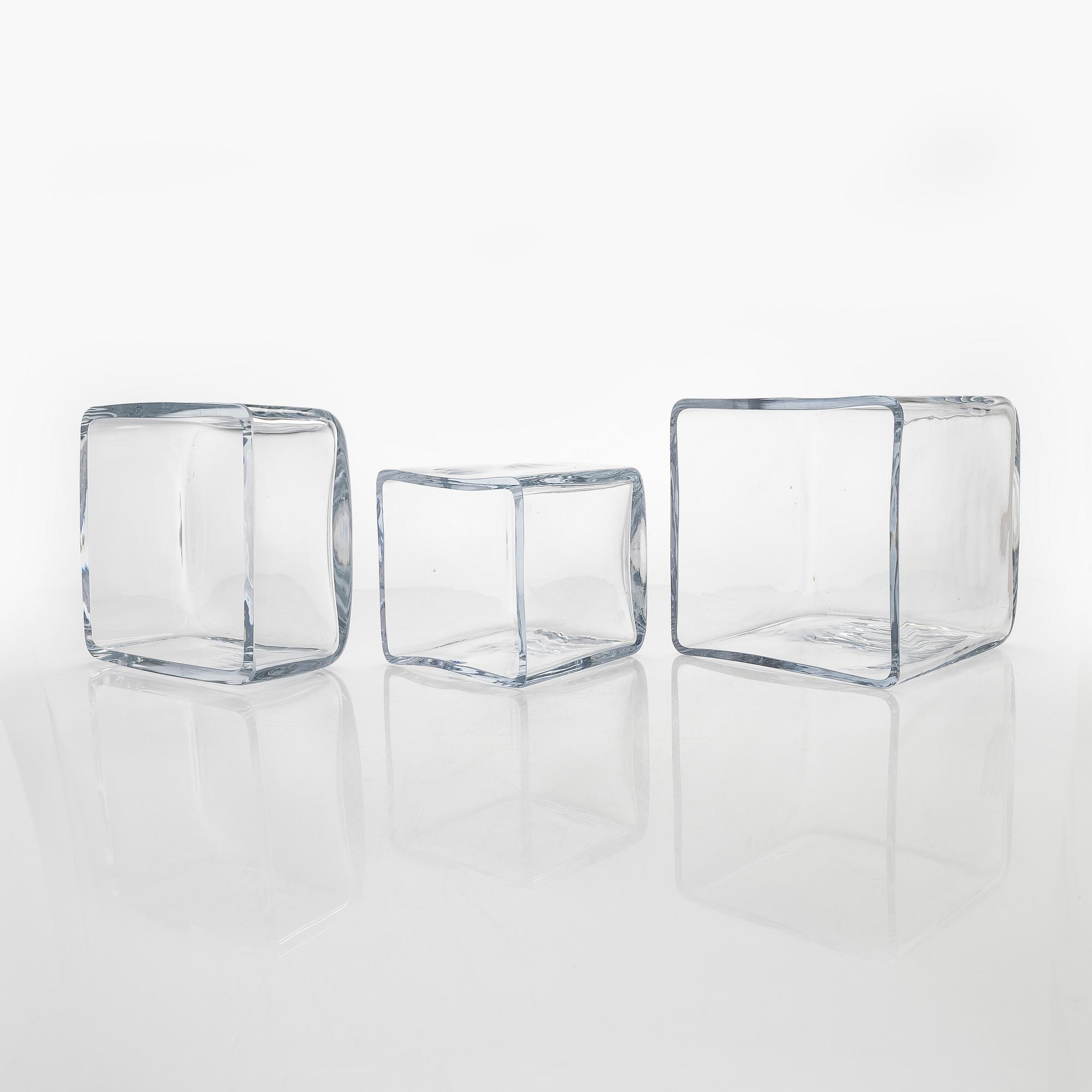 Heidi Blomstedt, a set of three "Lumi glass" vases, made to order, manufacturer Kumela.