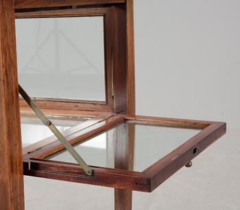 MONTERBORD, 1900-talets första hälft.