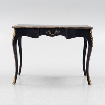 Skrivbord, rokokostil, 1900-talets andra hälft.