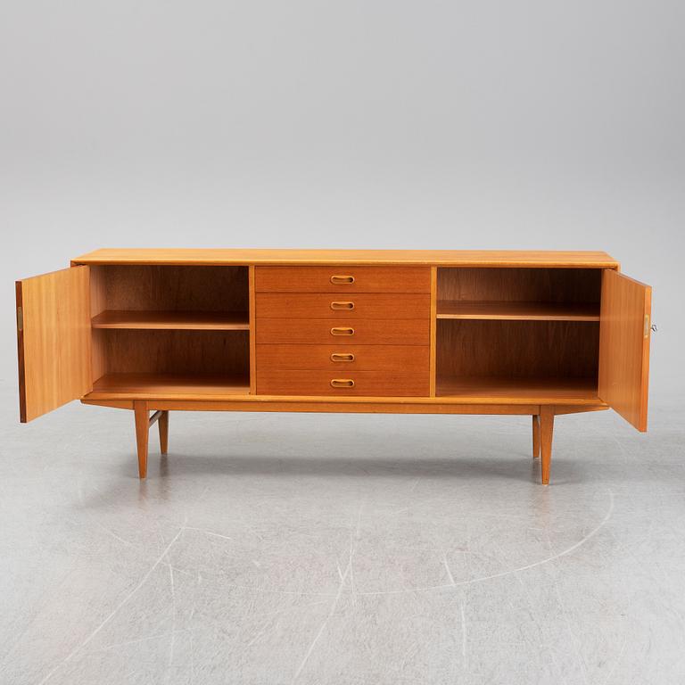 SIDEBOARD, 1900-talets andra hälft.