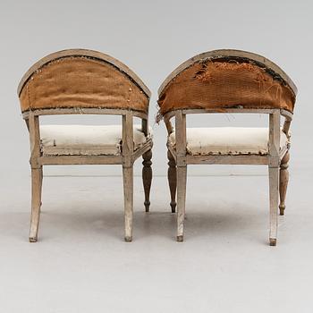 KARMSTOLAR, 2 st, sengustaviansk resp. sengustaviansk stil.