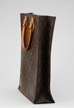 VÄSKA, "Sac plat", Louis Vuitton.