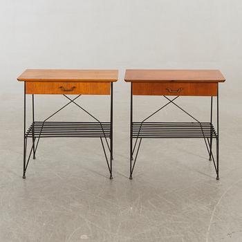 Sängbord, ett par, stringmodell, 1950/60-tal.