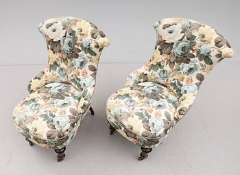 FÅTÖLJER, 1 par, omkring år 1900.