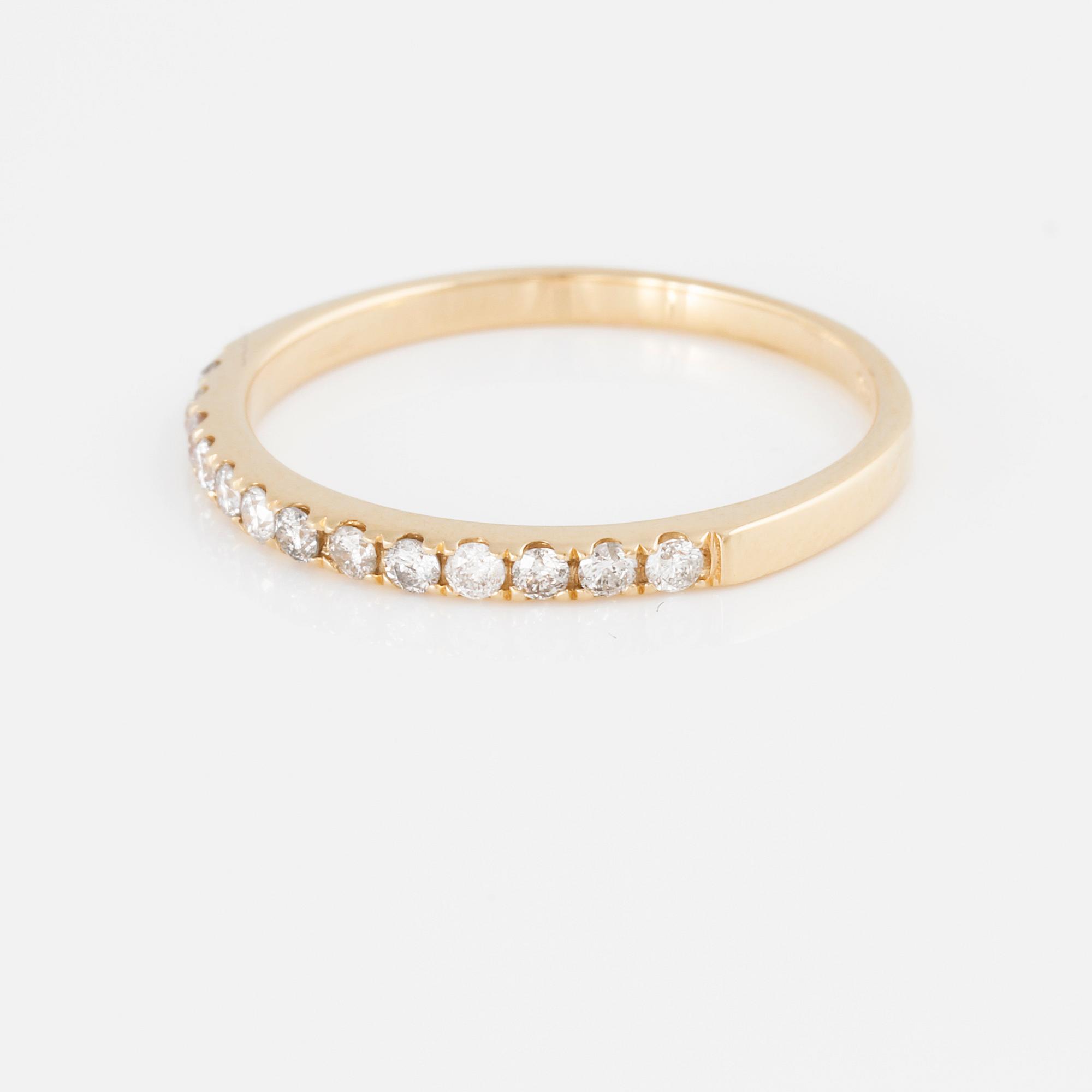 RING, med briljantslipade diamanter ca 0.20 ct.