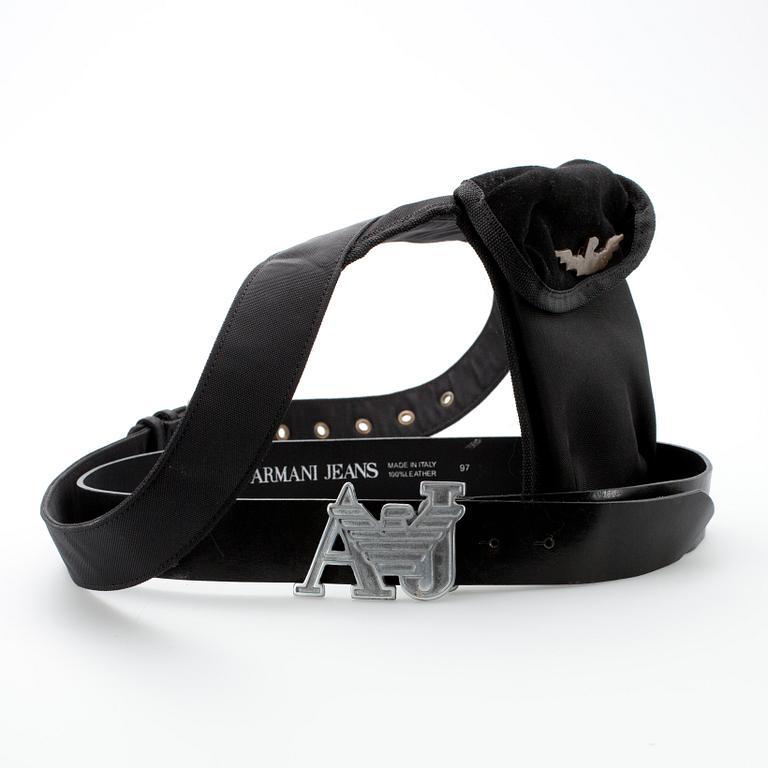 VÄSKA OCH BÄLTE, Armani Jeans.