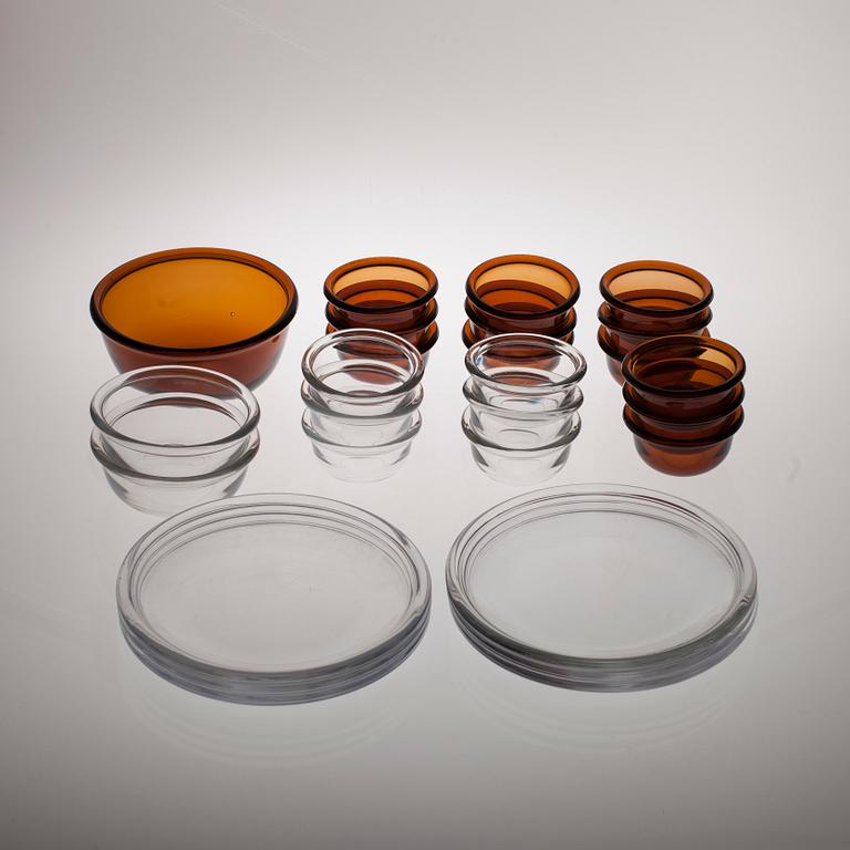 TALLRIKAR samt DESSERTSKÅLAR, glas, 27 delar, "Luna" Kaj Franck, Notsjö 1980-tal.