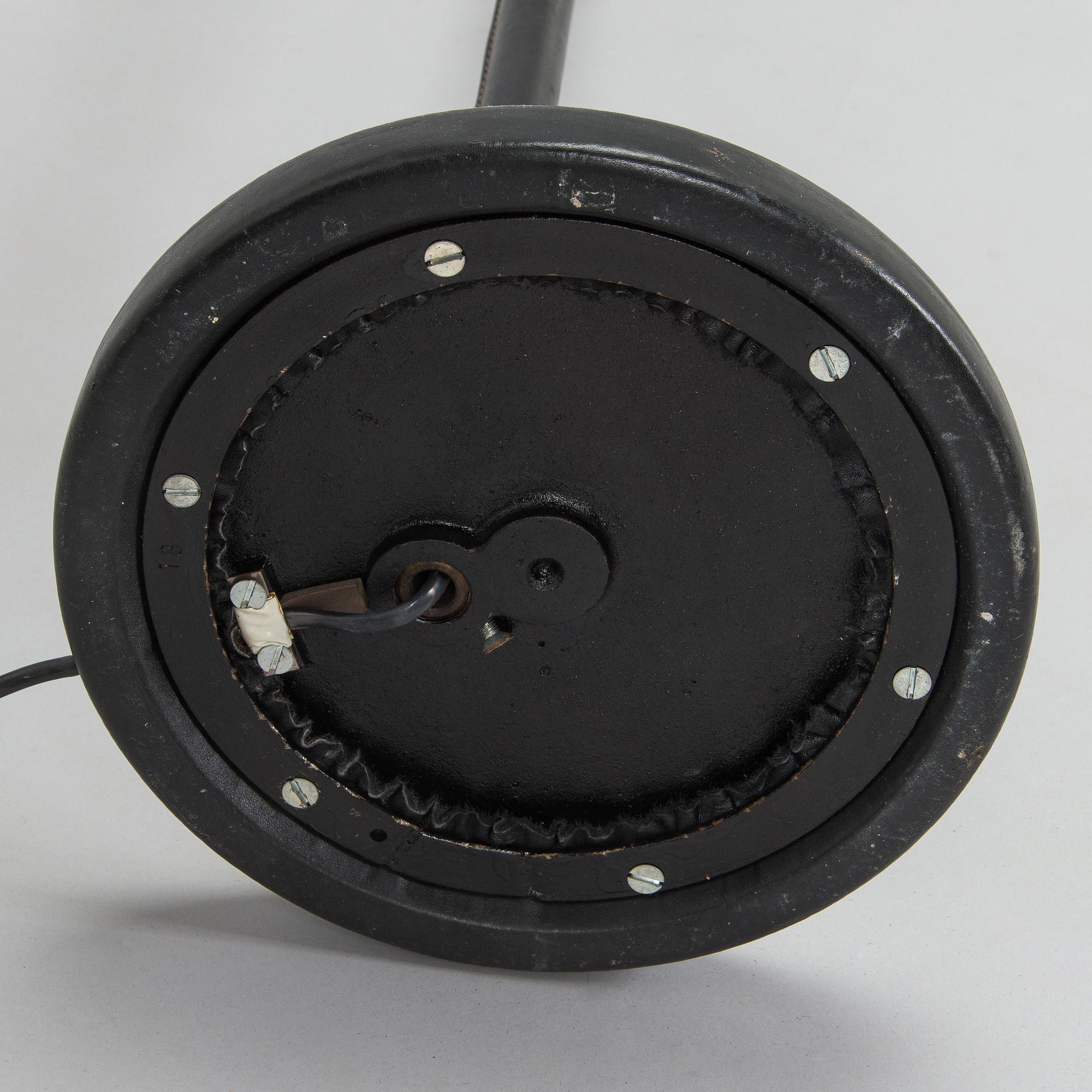 Alvar Aalto, golvlampa, A811, Valaistustyö.