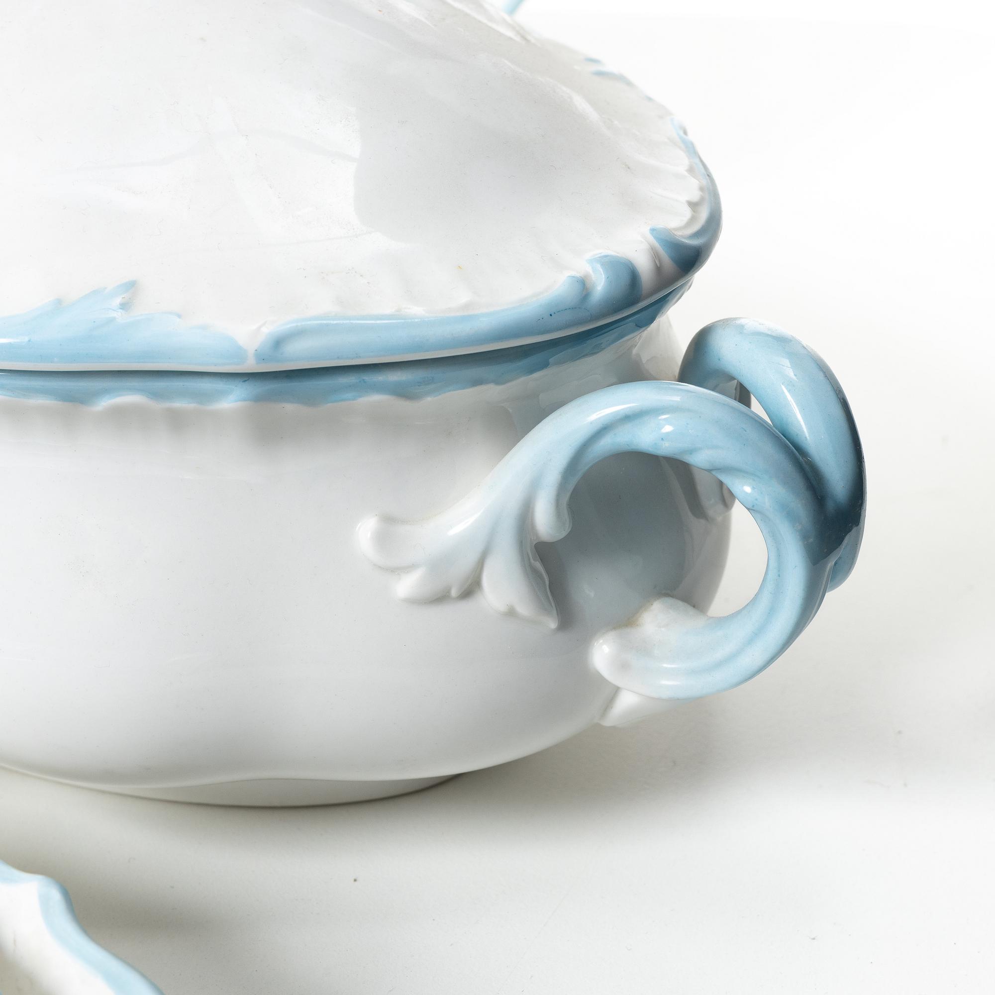 A dinner service, 75 pieces, earthenware, Rörstrand.