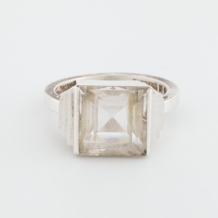 WIWEN NILSSON, Lund, 1959, a rock crystal ring.