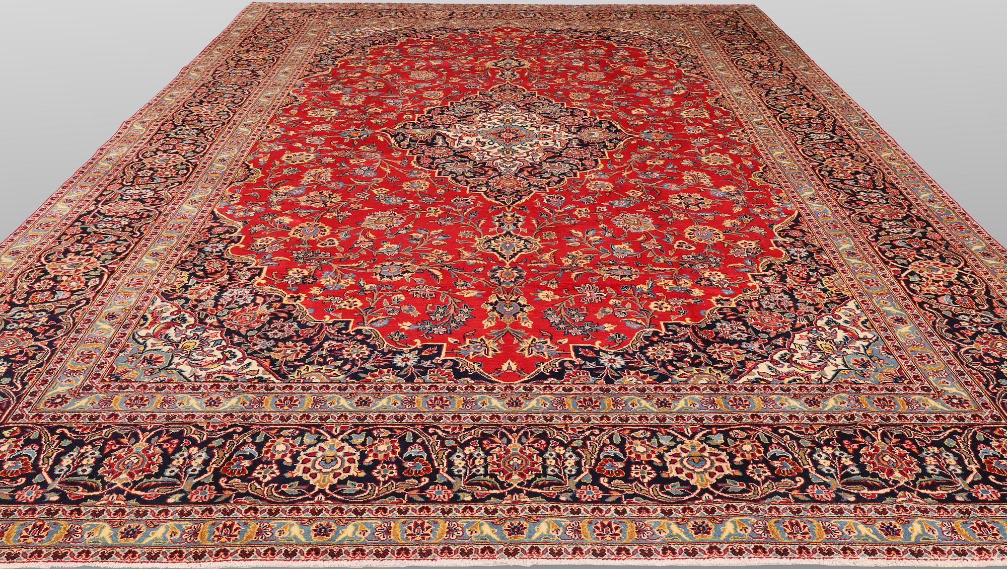 A Keshan carpet, c. 490 x 306 cm.
