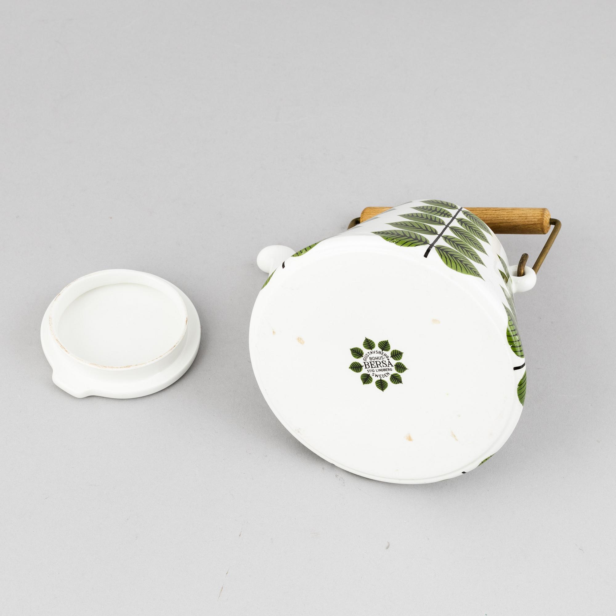 Stig Lindberg, a 'Berså' flintware teapot from Gustavsberg.
