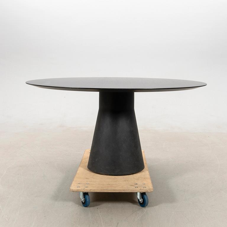 Piergiorgio Cazzaniga table "Reverse Conference table" for Andreu World Spain 2007.