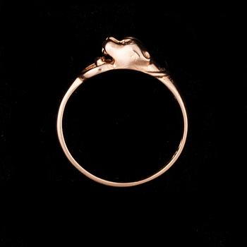 RING, 14K guld, små diamanter. Vikt 1,9 g.