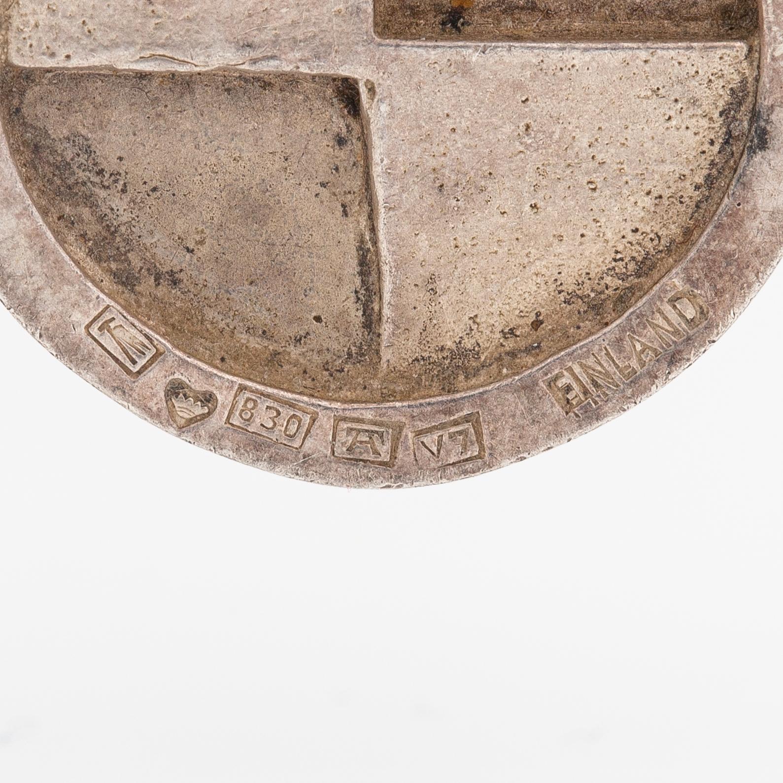 Jorma Laine, Kaulakoru, hopeaa. Kultateollisuus, Turku 1974.