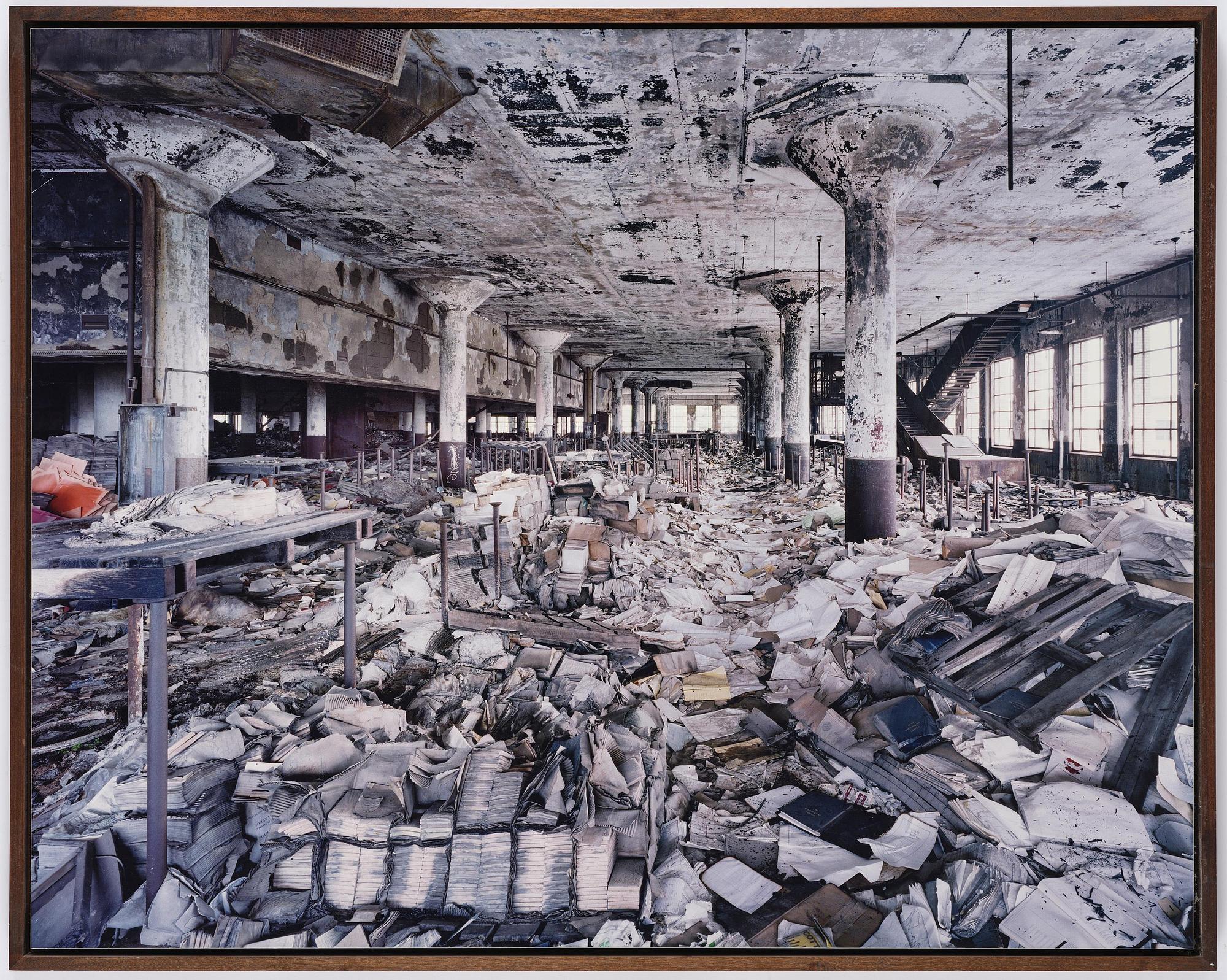 Yves Marchand & Romain Meffre, "Book Depository, ex Roosevelt Warehouse, Detroit", 2007.