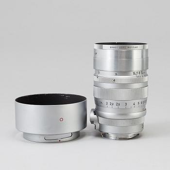 A chrome Leica Summarex f=8,5 cm 1:1,5 lens no 1008834 designed by av Max Berek, Ernst Leitz, Wetzlar . 1943-1960.