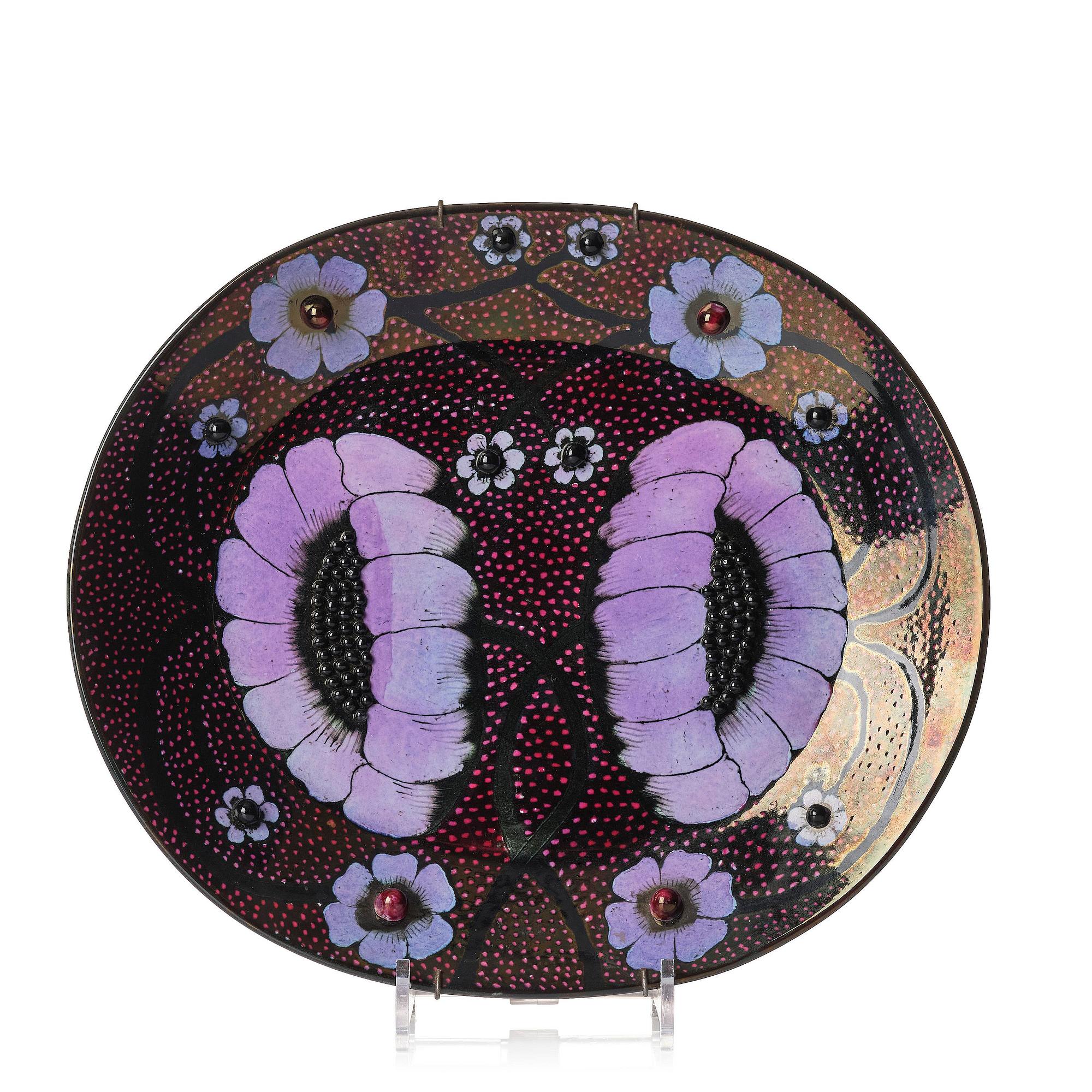 Birger Kaipiainen, a decorative ceramic dish, Arabia, Finland, 1970s.