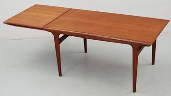 BORD, Teak, Johannes Andersen, Uldum Möbelfabrik, Danmark, 1900-talets andra hälft.