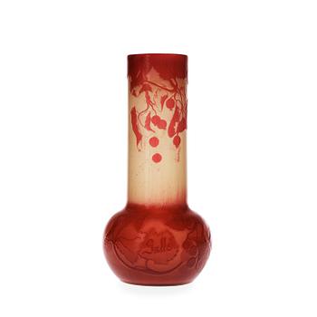 249. An Emile Gallé Art Nouveau 'firepolished' cameo glass vase, Nancy, France.