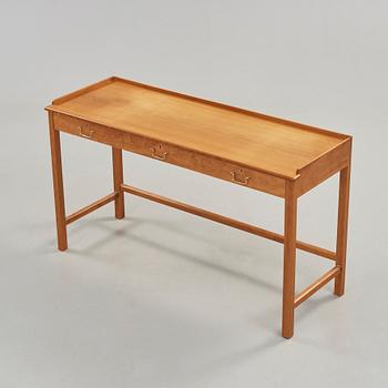 JOSEF FRANK, Firma Svenskt Tenn. Skrivbord, modellnummer 2115.