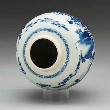 A blue and white jar, Qing dynasty, Kangxi (1662-1722).