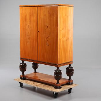 SKÅP, art déco, 1900-talets andra kvartal.