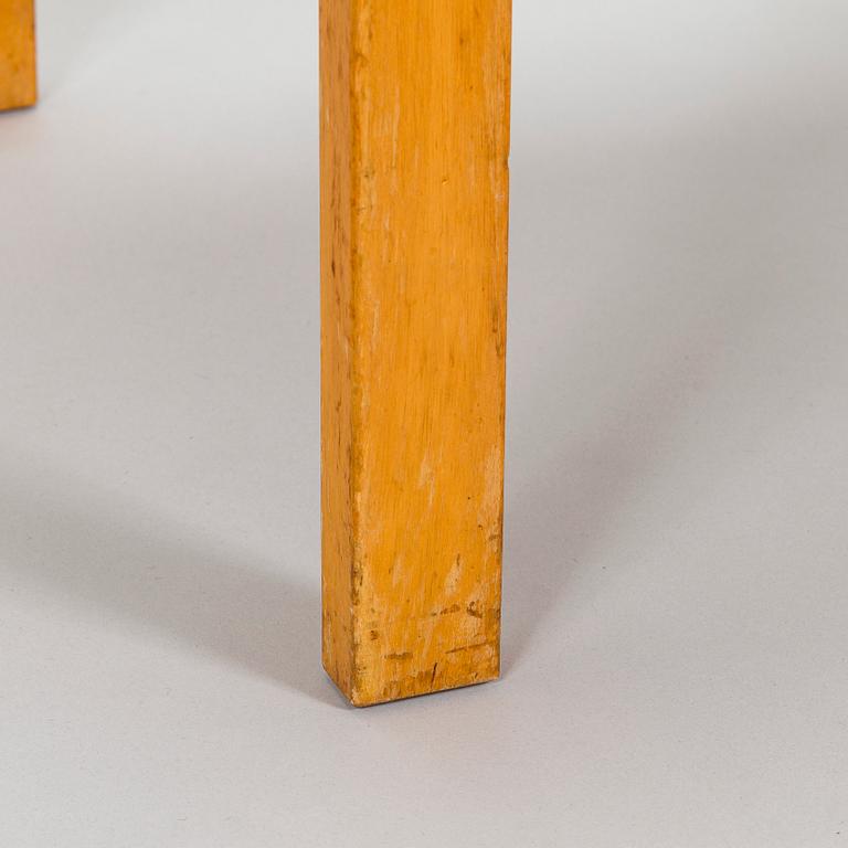 Alvar Aalto, a mid-20th century 'A86' table for O.Y. Huonekalu-ja Rakennustyötehdas A.B.