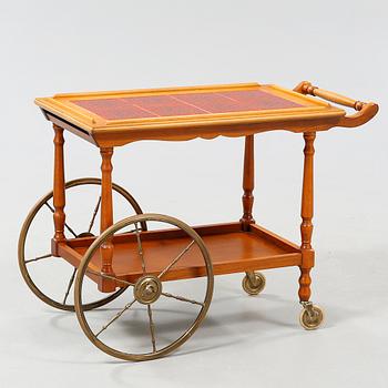 A tea trolley, 1970s.