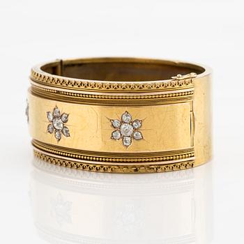 Bangle, 14K gold with old-cut diamonds, 19th century.