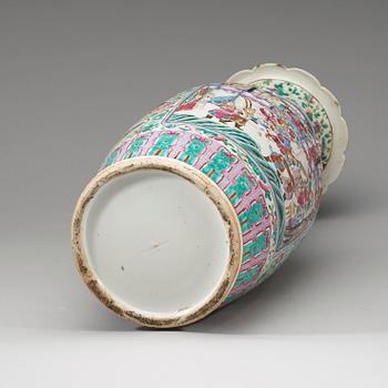 VAS, porslin. 1800-tal.