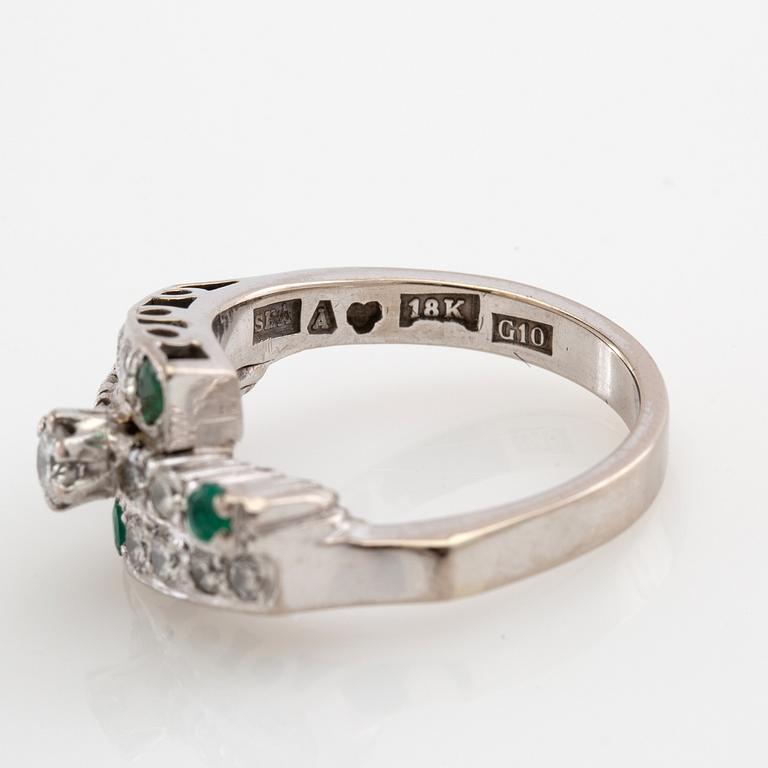 Ring, 18K gold with brilliant-cut diamonds and emeralds, Åhus Goldsmith, Holmqvist, Åhus, 1981.