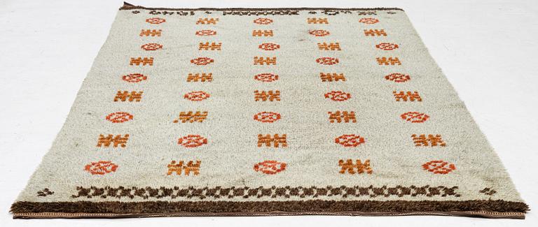 Matta, rya, signerad, 1949, ca 225 x 155 cm.