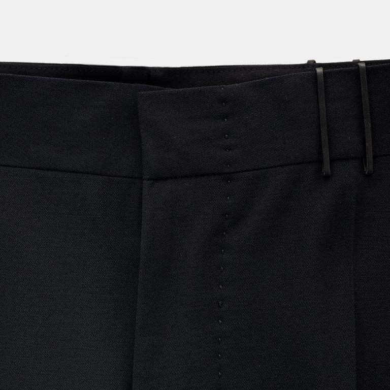 Gucci, a pair of wool pants, size 38.
