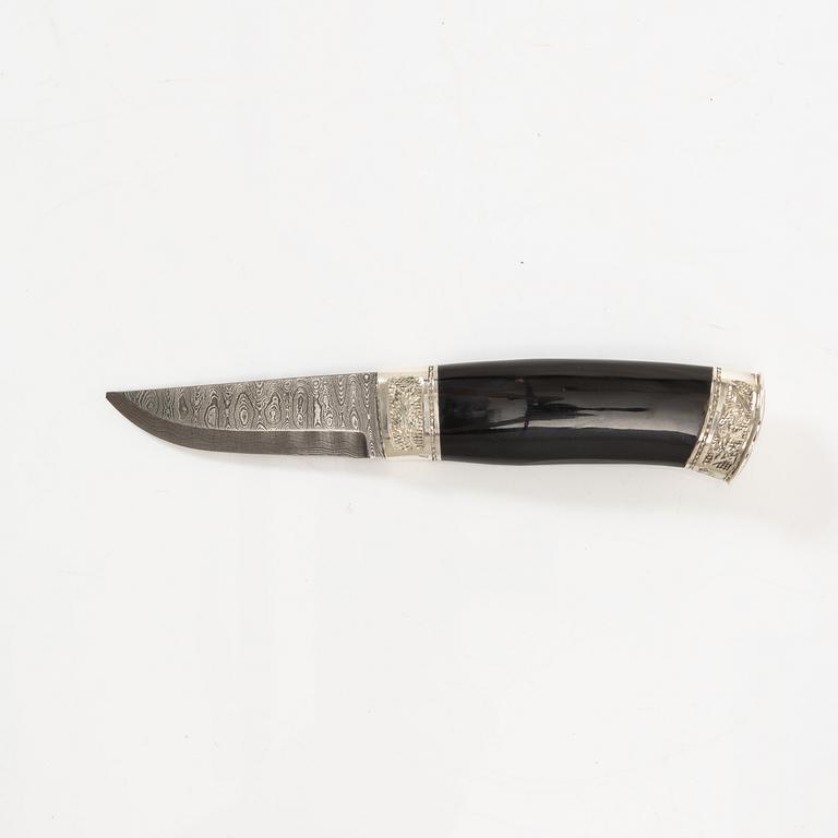 Kniv-Jocke, (Jan Olsson), kife in sheath, signed.