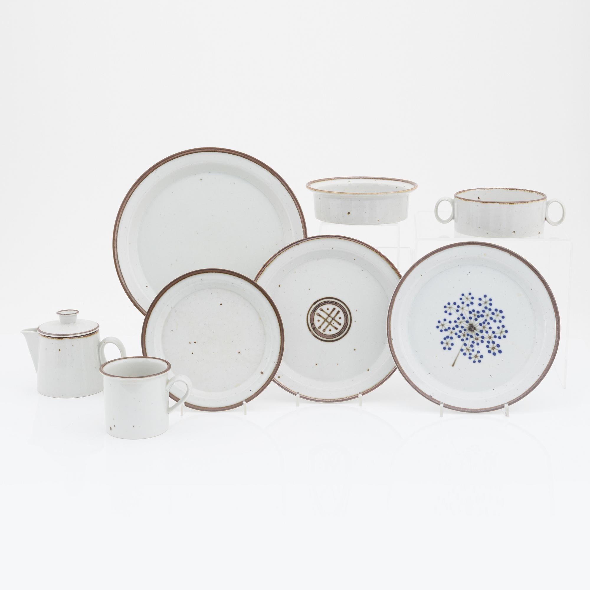 Niels Refsgaard, a stoneware coffee- and dinner service, 38 pieces, Dansk Design, Denmark.