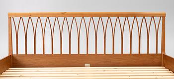 Carl Malmsten, Bed frame, 'Guldheden', Åfors Möbelfabrik, latter half of the 20th century.