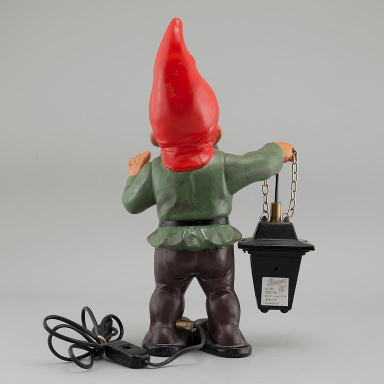 An earthenware gnome with lantern by Heissner, Germany from the second half of the 20th century.