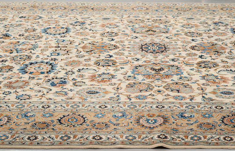 A carpet, Old Kashan, ca 521 x 364 cm.